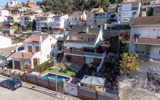 Casa en venda a Sant Fost de Campsentelles JV14465