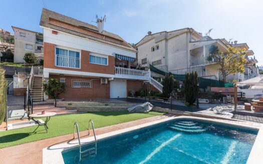 Casa en venda a Sant Fost de Campsentelles JV14465