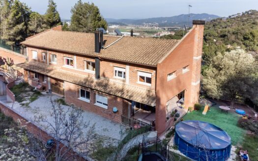 Casa en venda a Montornès del Vallès LV12001
