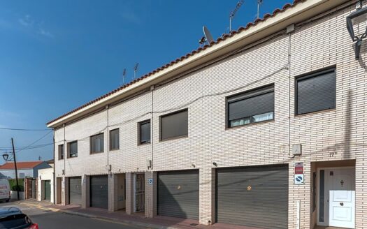 Attached en venda a Sant Fost de Campsentelles lv12025