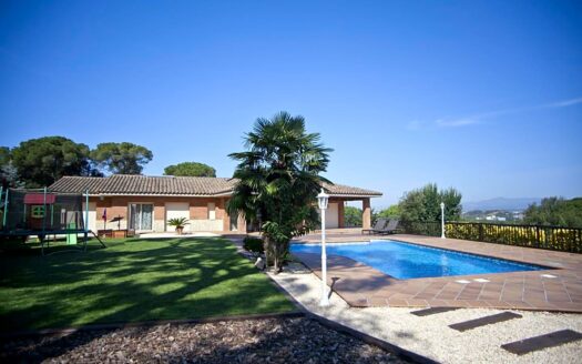 Casa en venda a Vi8lanova del Valles LV12040