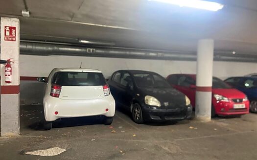 Parking en venta en Montornès del Vallès LV50104