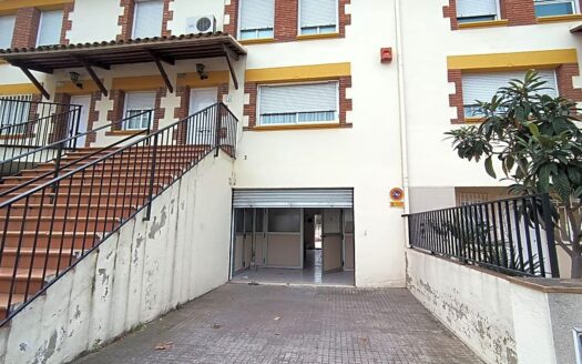 Local en venta en Montmeló EV30112