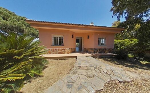 Casa a 4 vientos talmente reformada en La Roca del Vallés