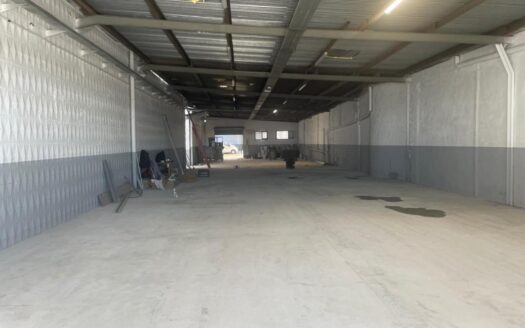 MAGNIFICA NAVE INDUSTRIAL