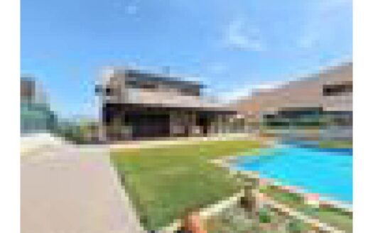 ESPECTACULAR CASA + TERRENO RÚSTICO DE 19.400M²