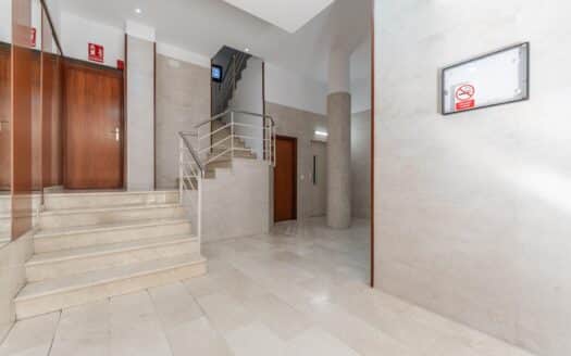 ¿Buscas luz, espacio y buena vibra? Este piso lo tiene todo.