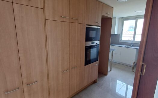 Segundo piso bajo cubierta con dos terrazas a la venta en Granollers