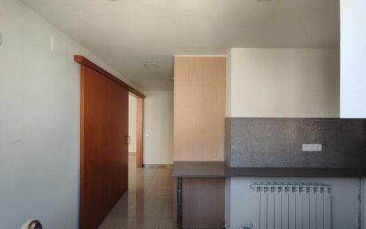 Segundo piso bajo cubierta con dos terrazas a la venta en Granollers