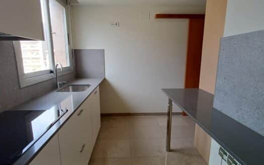 Segundo piso bajo cubierta con dos terrazas a la venta en Granollers