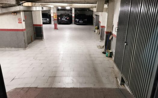 Venta de dos plazas de aparcamiento en conjunto