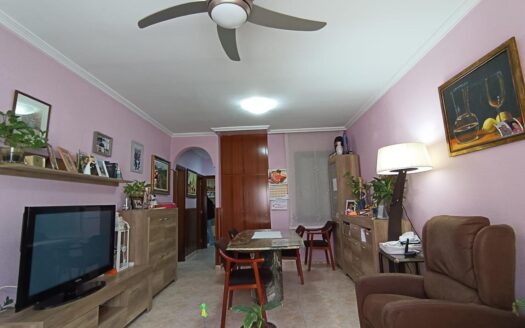 Planta baja de 2 habitaciones con balcón en venta en Mollet del Vallés