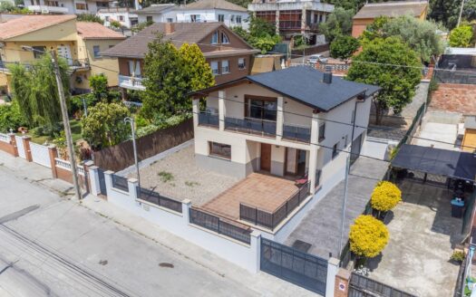 Estrena espacio, luz y comodidad en esta casa de obra nueva