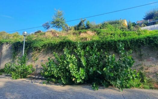 Terreno urbanizable de 574m² en venta en Santa Eulàlia de Ronçana, La Font de Sant Joan