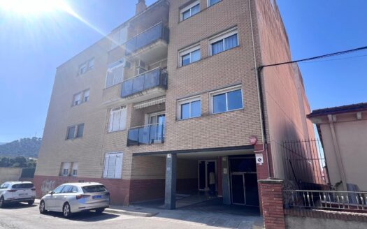 Piso de 75m² con 3 hab. en venta en Martorelles