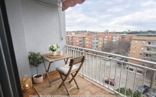 Piso de 110m² con 4 hab. en venta en Mollet del Vallès, Can Pantiquet