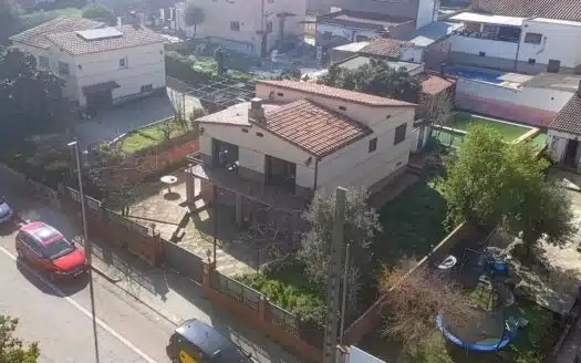 Casa de 175m² con 3 hab. en venta en Lliça de Vall, La miranda del valles