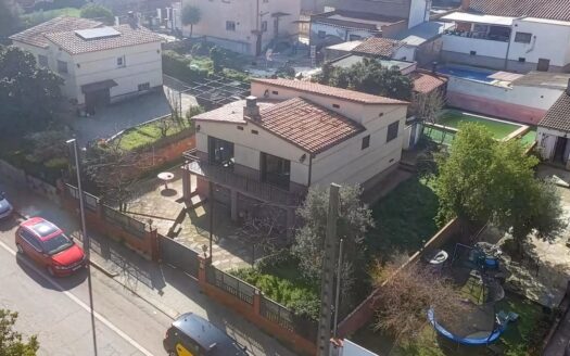 Casa de 175m² con 3 hab. en venta en Lliça de Vall, La miranda del valles